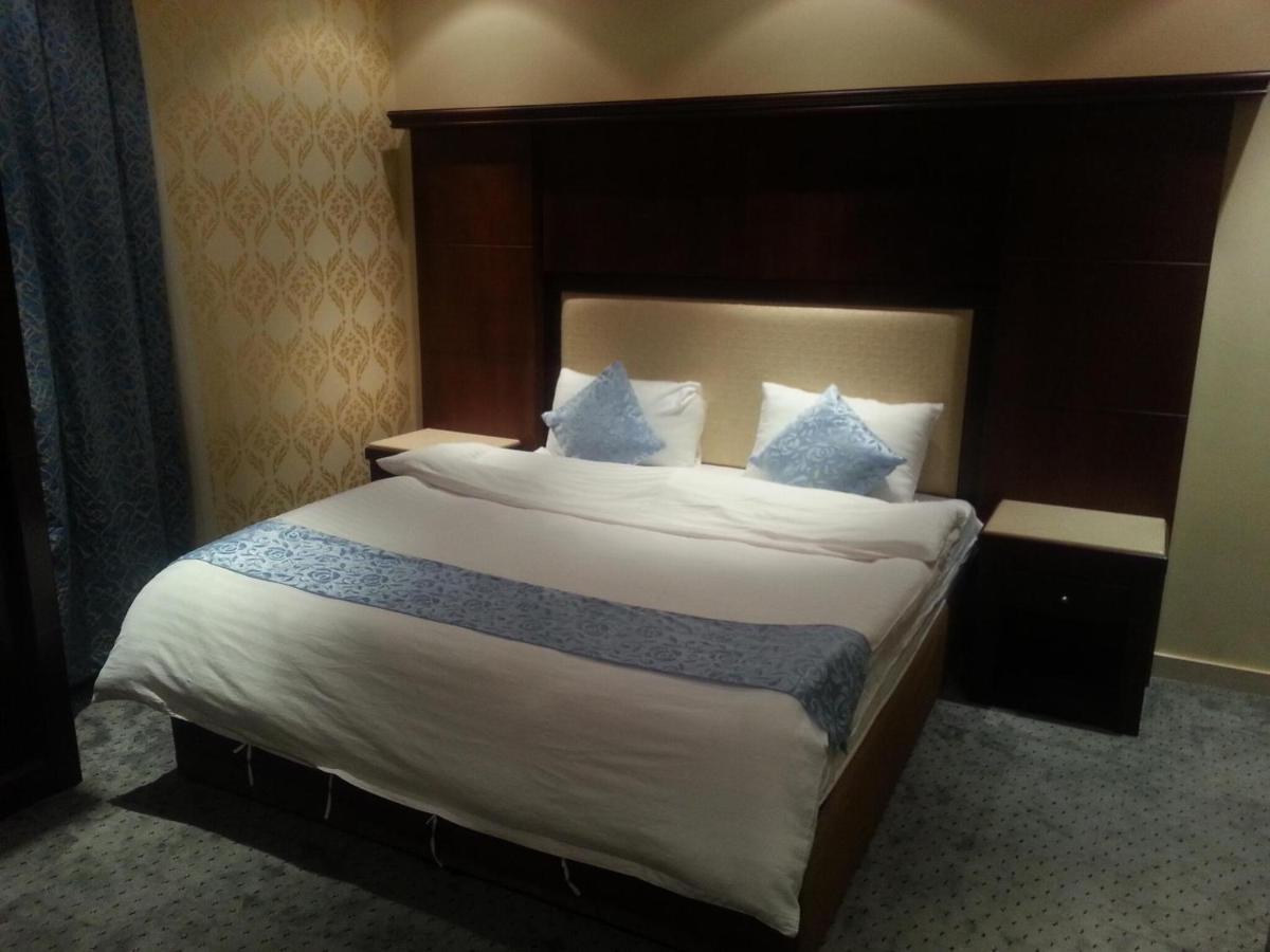 اسناد للشقق الفندقية - Esnad Hotel Apartments Jeddah Bagian luar foto